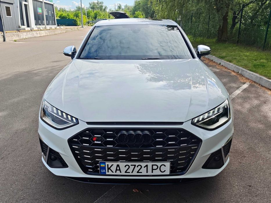 Audi S4 2021 Premium Plus 3.0 л 354 л.с. Сток Идеальная 15700км Пробег