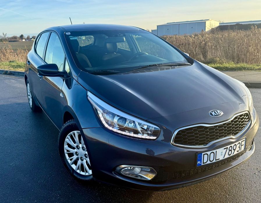 Kia Ceed Nawigacja,Climatronic,Tempomat,Kamera,Pewna Historia!