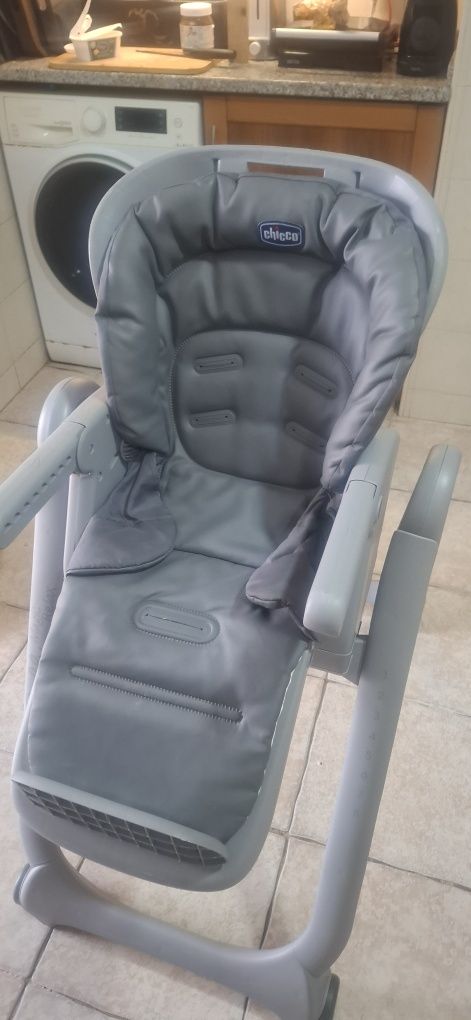 Cadeira refeição chicco
