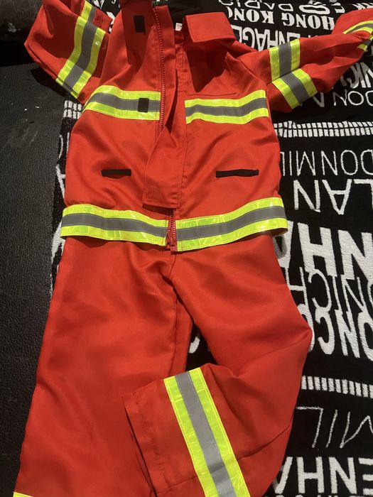 Strój strażaka na bal przebierwńców