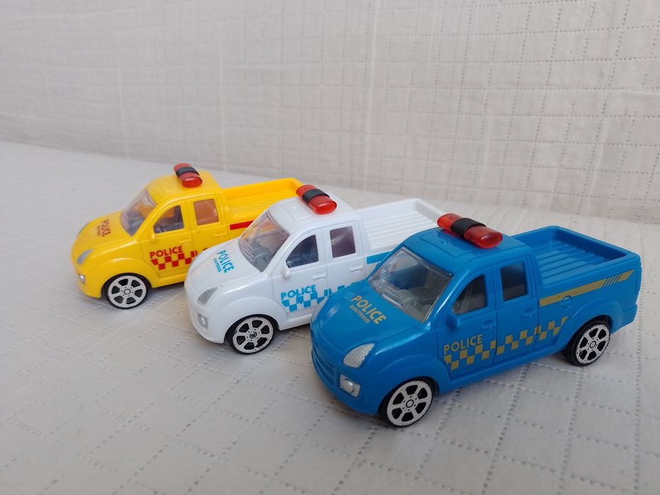 Samochody auta policja 3 sztuki