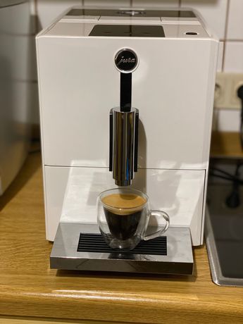 Кофемашина эспрессо Jura A1, Швейцария, кавоварка
