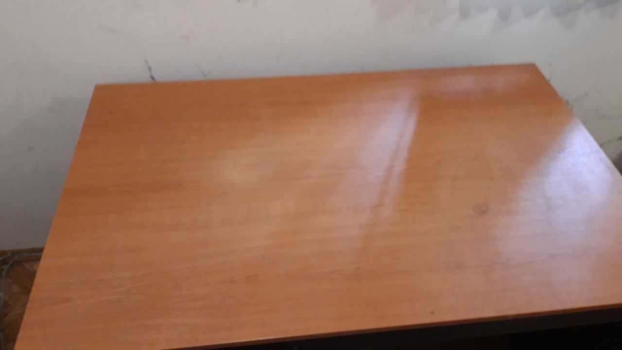 Письмовий стіл б/у