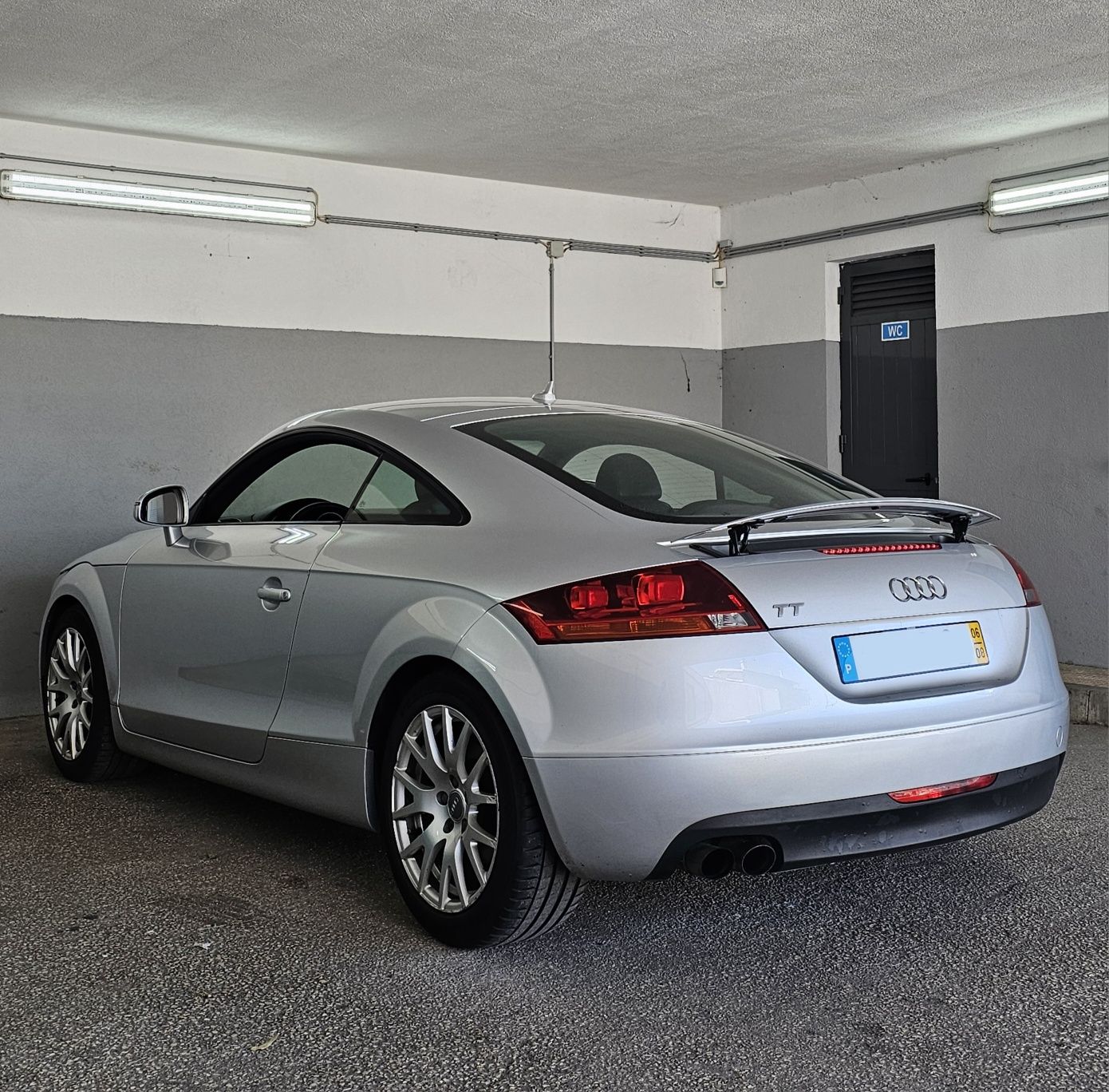 Audi TT 8J  2.0 TFSI Nacional