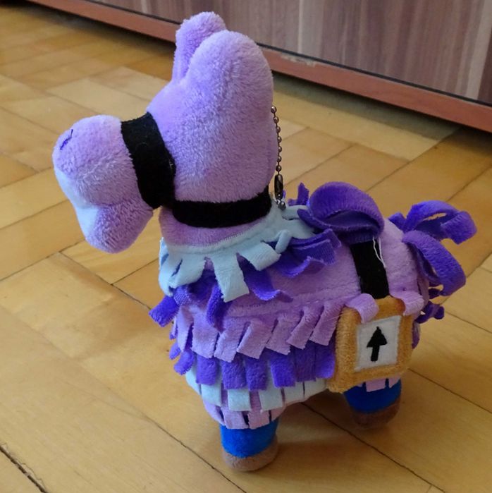 Lama Fortnite - stan idealny