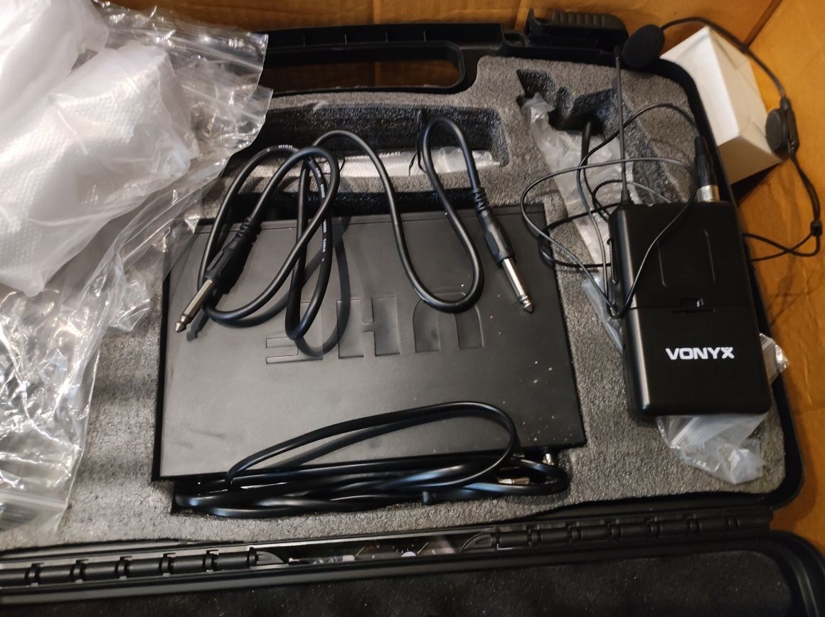 Zestaw mikrofonów nagłownych VHF Vonyx WM522B