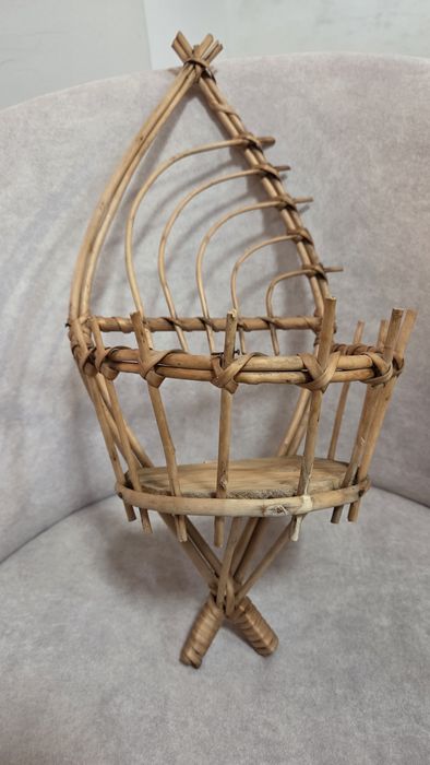 Pamiątka PRL wiklinowy kwietnik wiszący