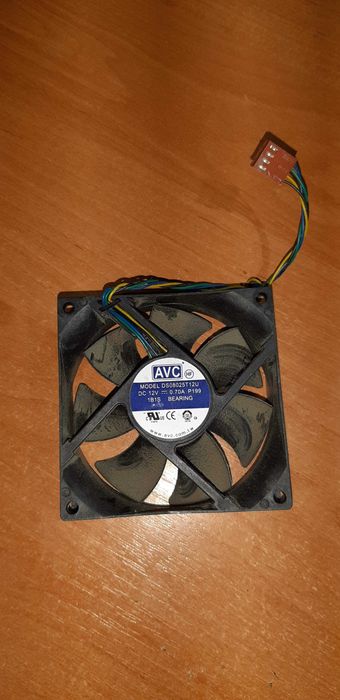 Вентилятор кулер AVC DS08025T12U  12 В  8,4 Вт