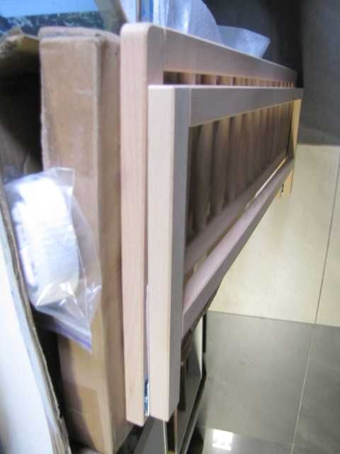Bramka ochrona do łóżka zabezpieczająca barierka Pinolino 90 cm