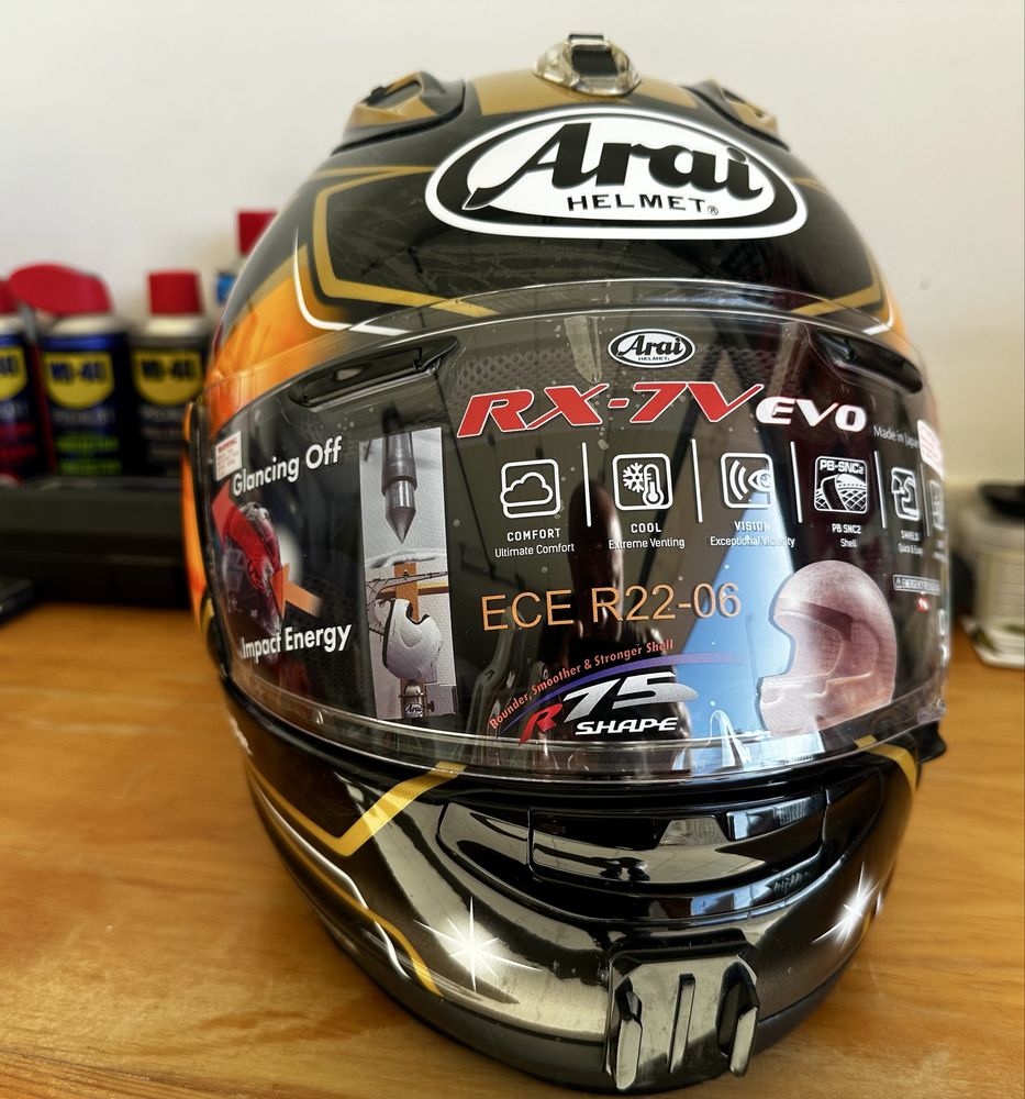 Capacete Arai RX-7V EVO Dani Pedrosa (como novo)