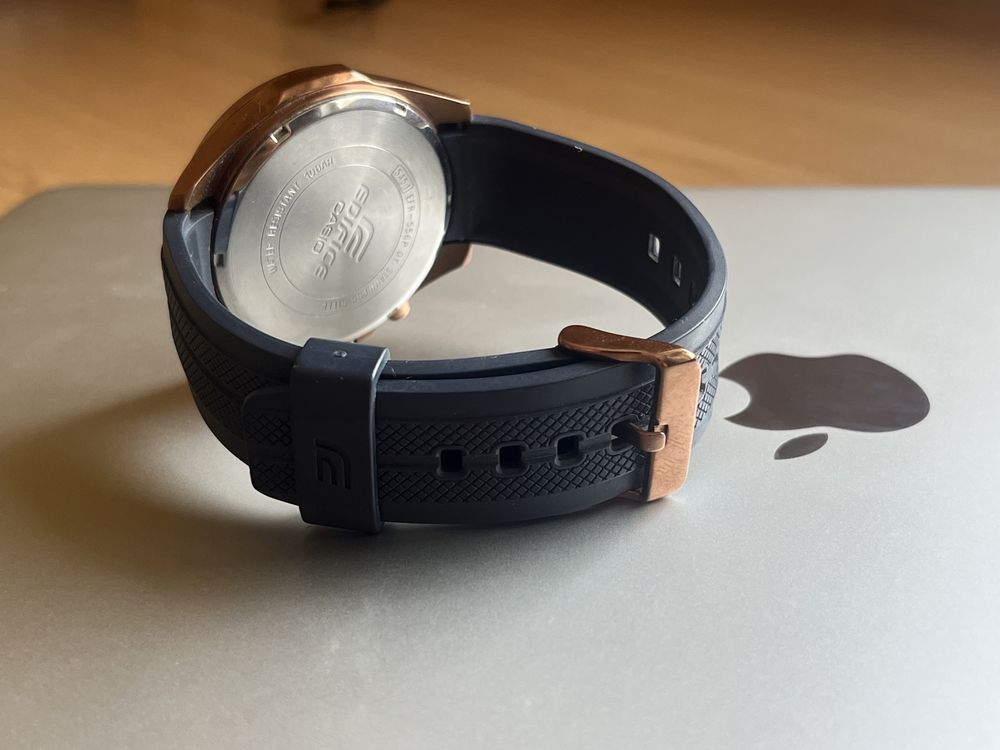 Годинник Casio EFR-556PC-2AVUEF
