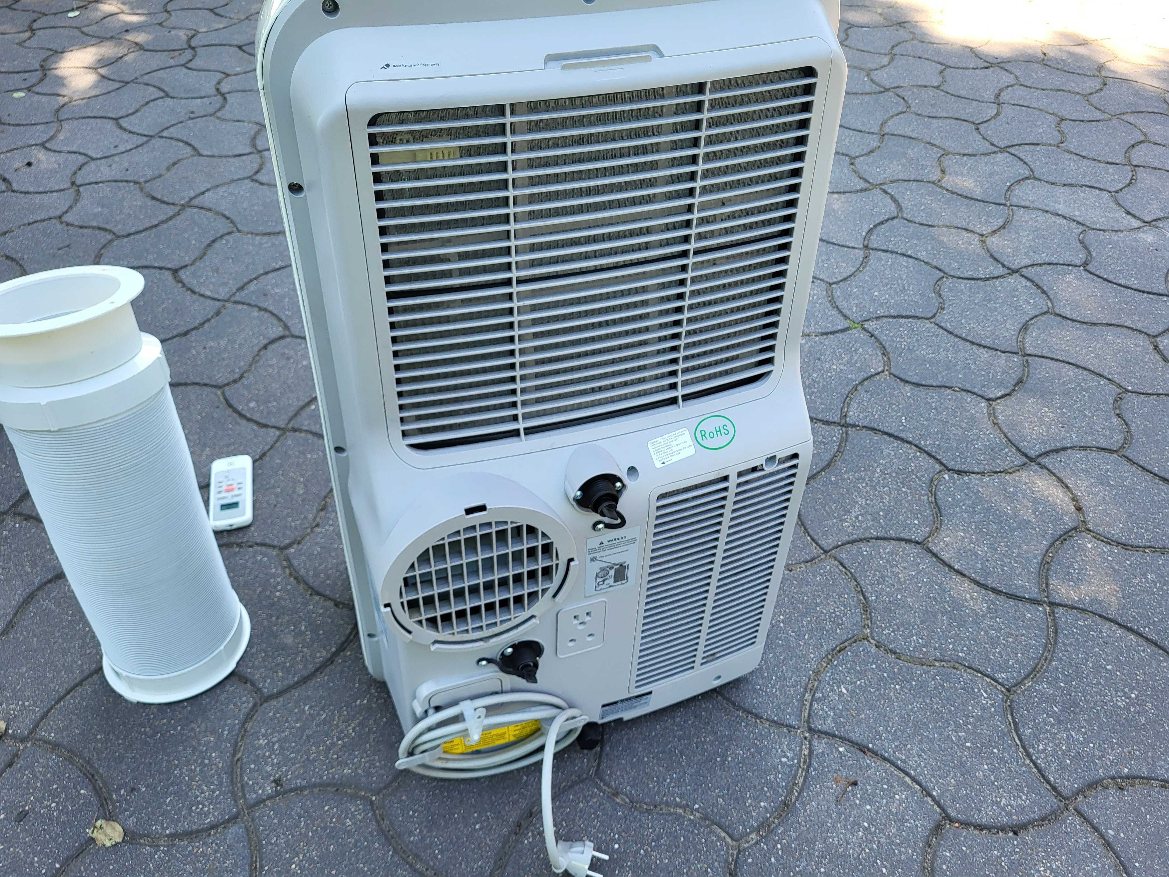 Klimatyzator ELECTROLUX EXP12HN1W6 przenośny na kółkach z pilotem rura