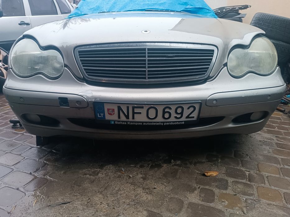 Бампер передній Мерседес w203 Mercedes w203