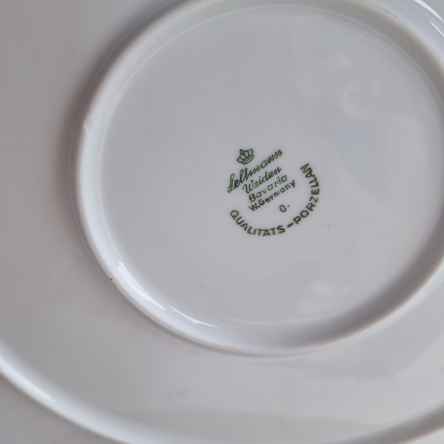 Tortownica, patera na ciasto Arzberg Schumann Bavaria. Biała porcelana