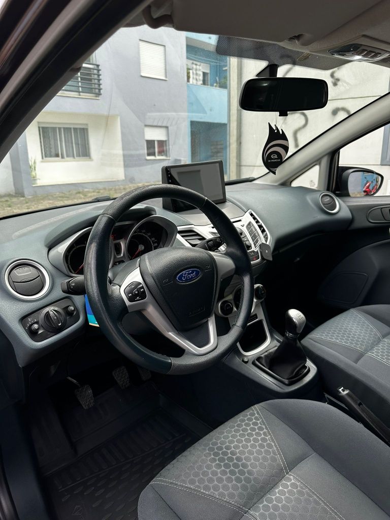 Ford fiesta Titanium 1.25 82cv
