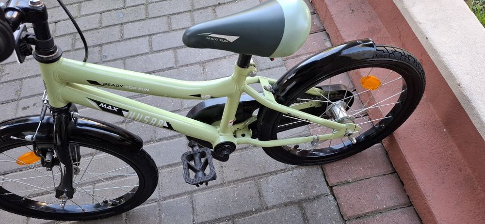 Rower dzieciecy plus 2 kółka