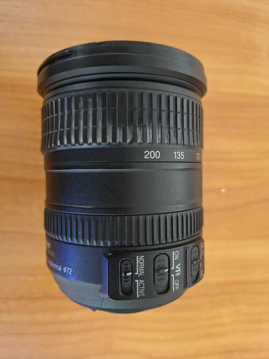 Об’єктив Nikon 18-200mm f/3.5-5.6G ED AF-S DX VR Nikkor