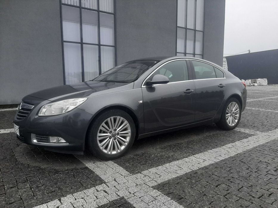 Опель Інсігнія 2012р,2,0д