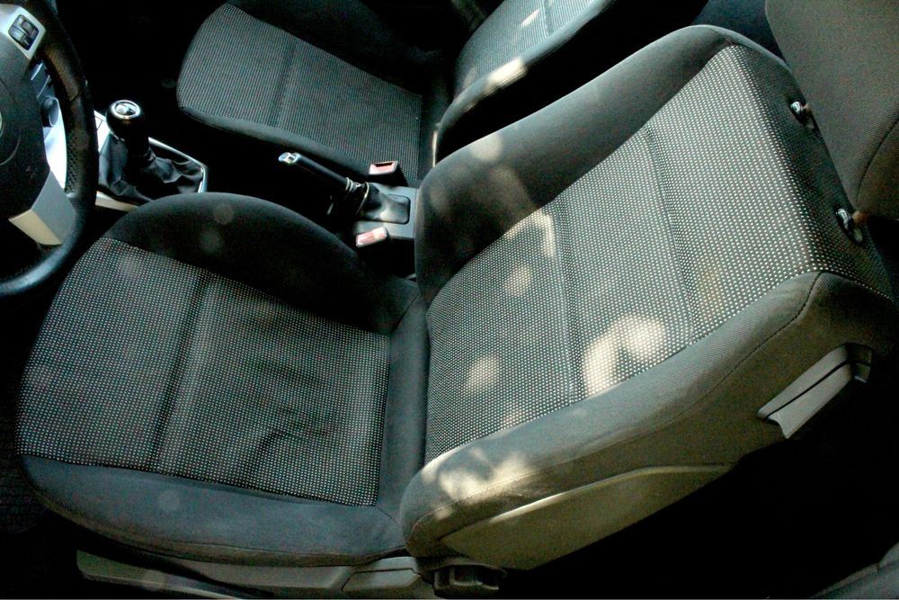 Vende-se Opel Astra 1.3 CDTI (90cv) – 2007 – 141.990Km