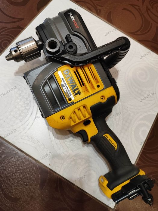 DeWalt DCD460  дрель девольт