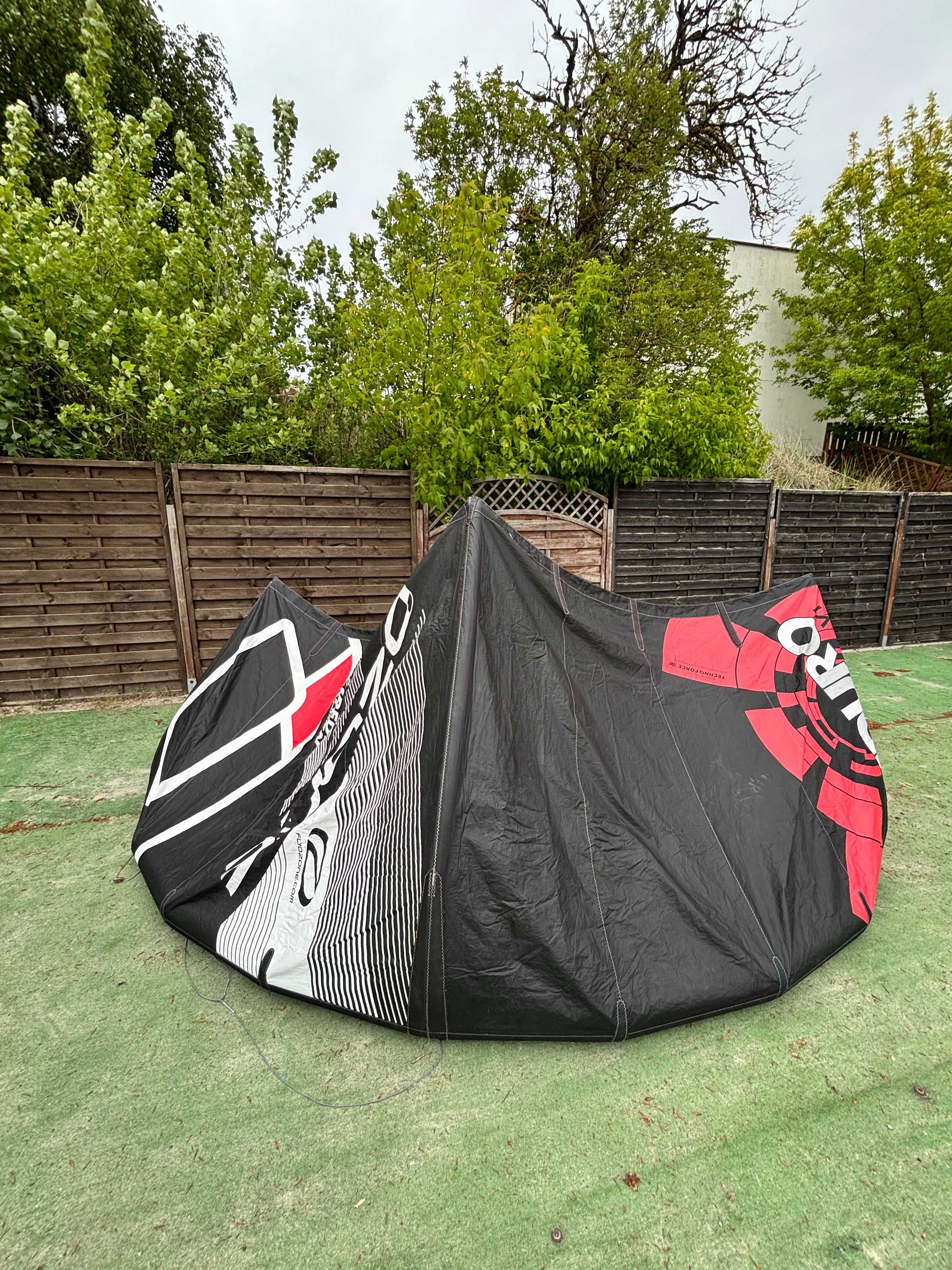 Latawiec Ozone Enduro V1 9m Kitesurfing