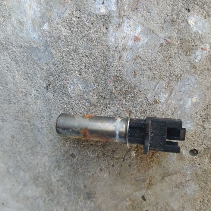 Продам запчастини до пральної машини Indizit