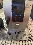 Sprzedam ekspress DeLonghi