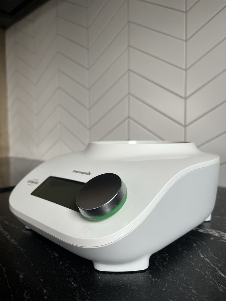 Nowa Stacja Thermomix Friend – Niezbędny Asystent Twojego Thermomixa