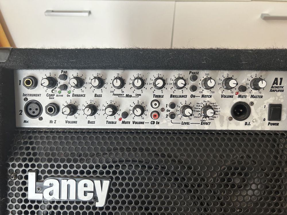 Комбопідсилювач Laney A1