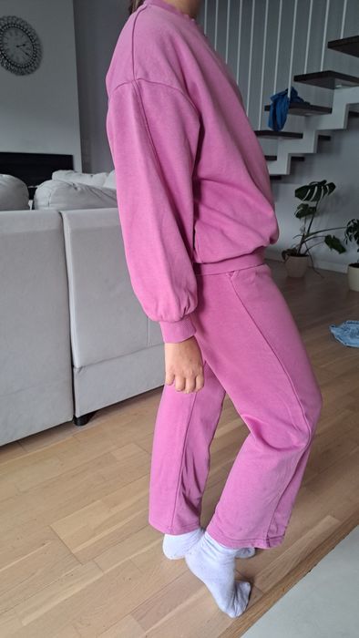 Dres dziewczęcy 4f 134