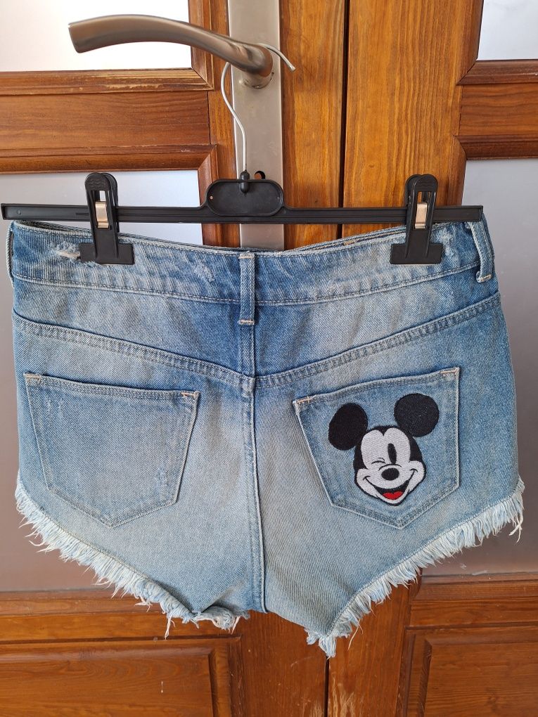 Krótkie spodenki Mickey r.36