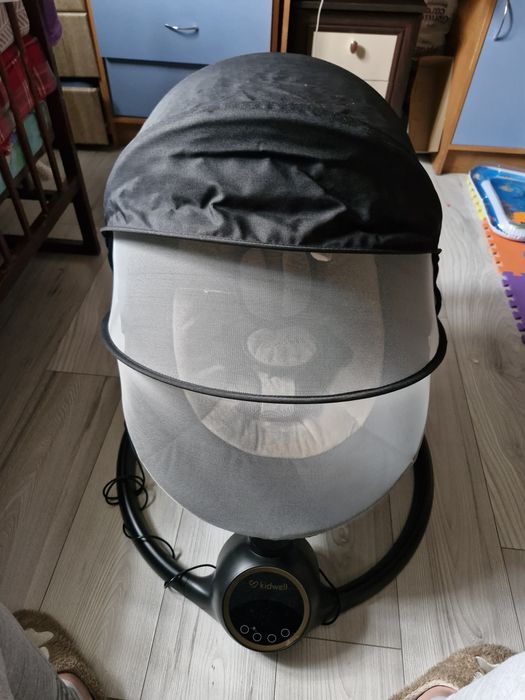 Продам заколисуючий ценир - шезлонг