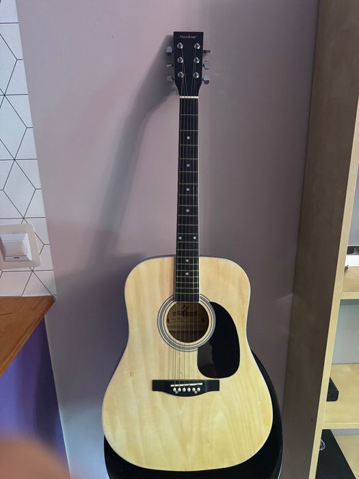 Gitara akustyczna