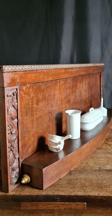 Półka antyczna kuchenna !