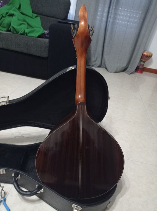 Guitarra Portuguesa