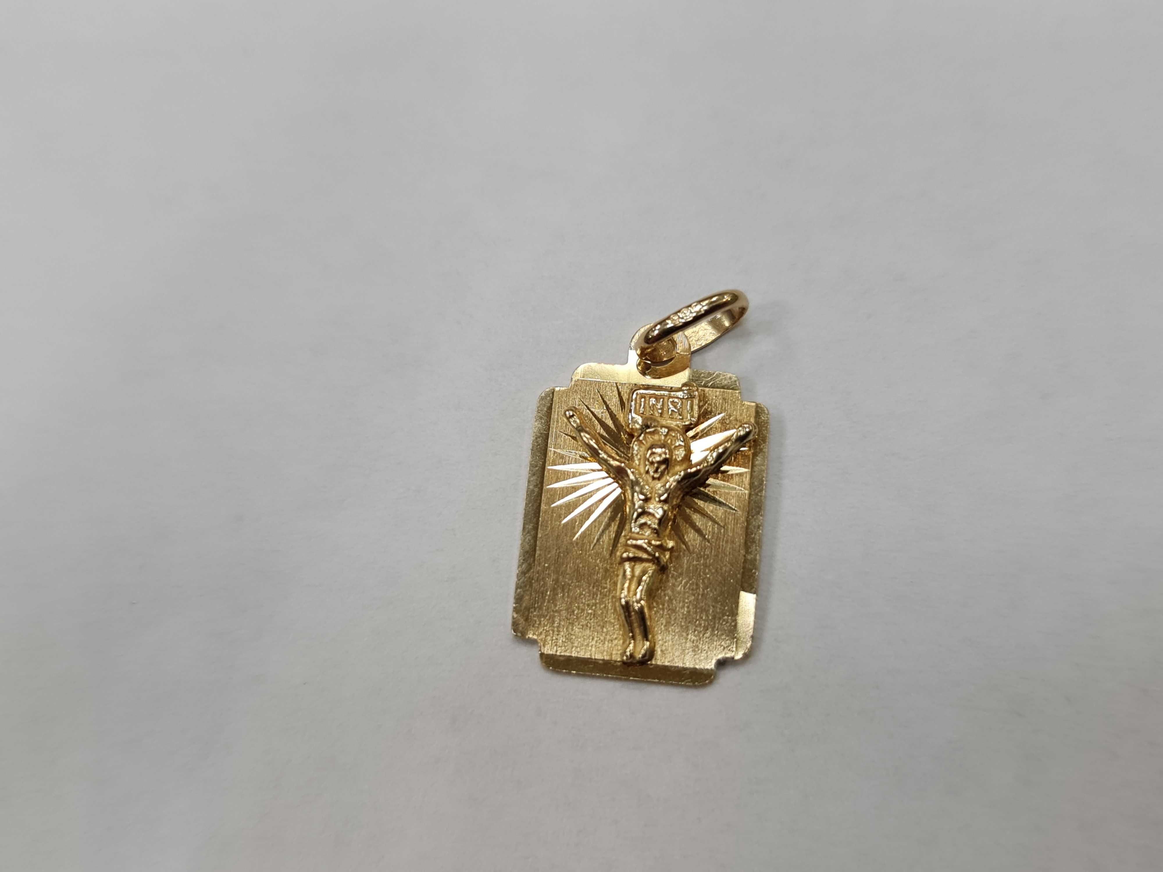 Złoty medalik/ Złoty wisiorek/ Jezus/ 585/ 1.91 gram