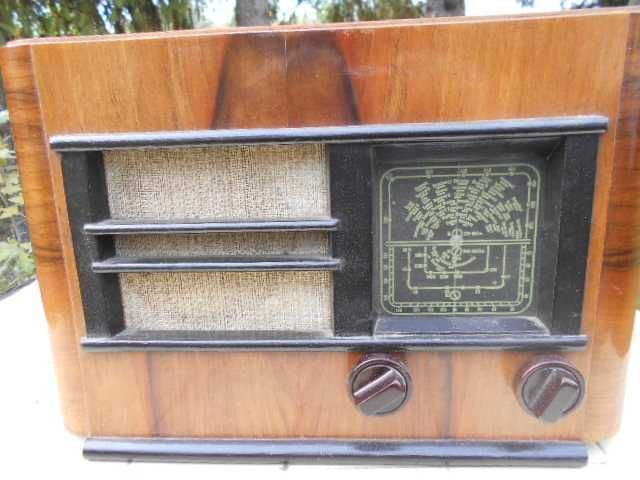 Zabytkowe radio  PIONIER B3