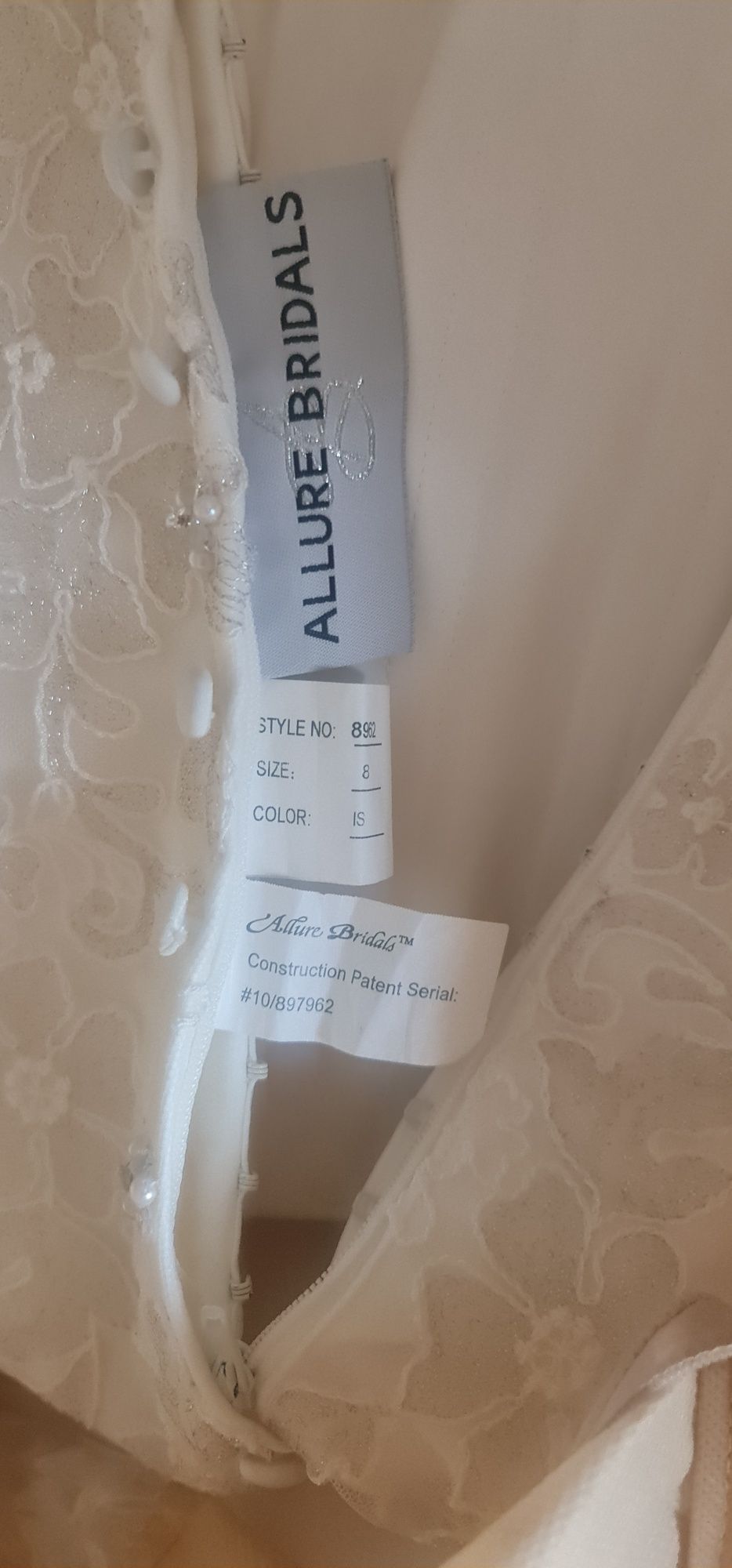 Свадебное платье Allure Bridals
