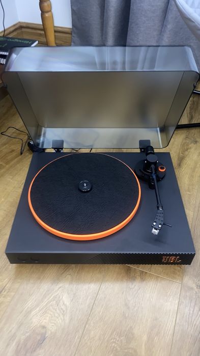 Jbl spiner bt програвач новий не був у використані