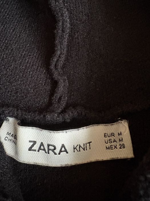 Стильний светр Zara