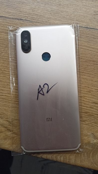 Klapka Xiaomi mi A2 zloty