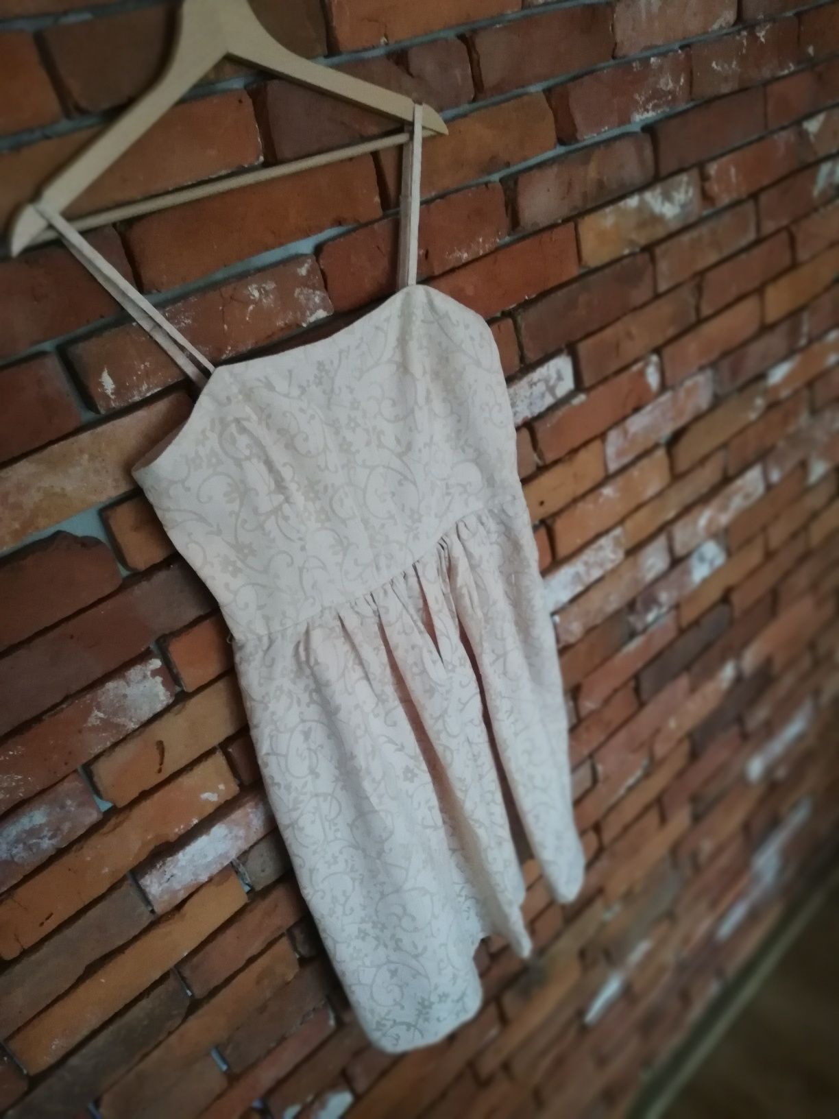 Sukienka Reserved r 42