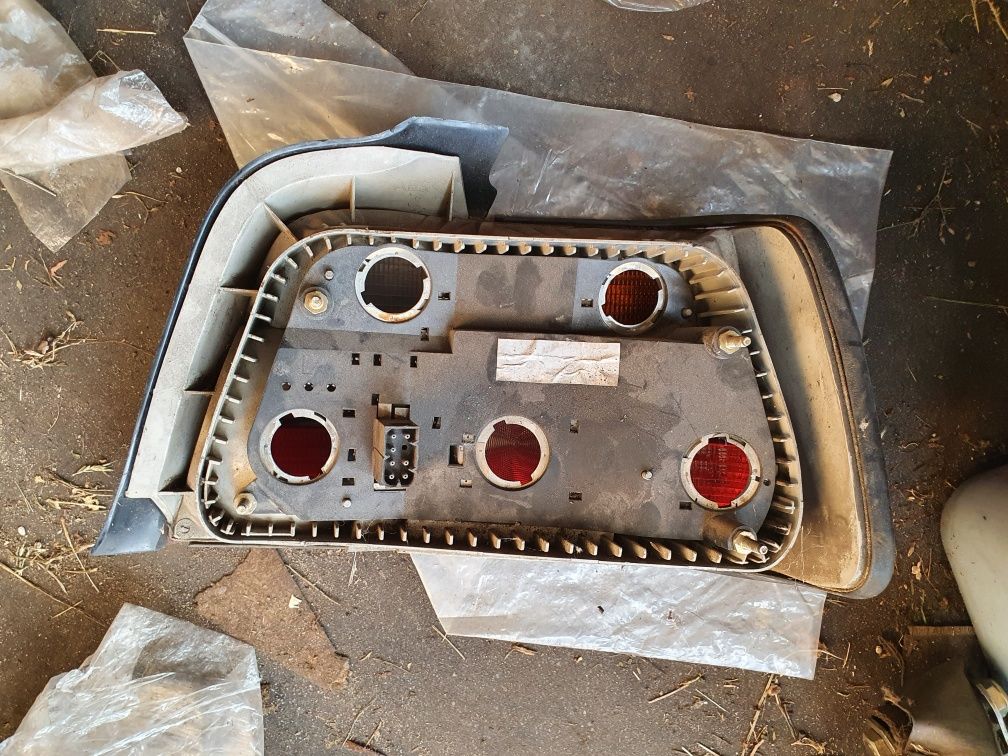 Lampa tył lewa BMW E36 sedan pomarańczowy kierunek okazja!