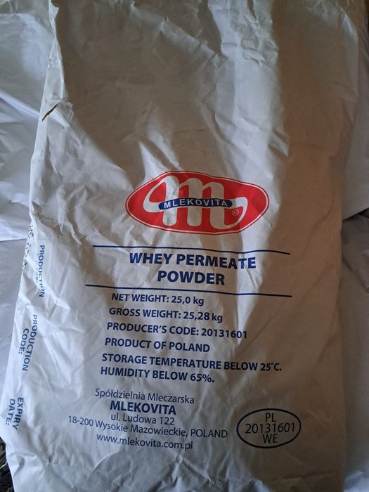 Serwatka dla kur prosiąt cieląt w proszku whey permeate mlekowita