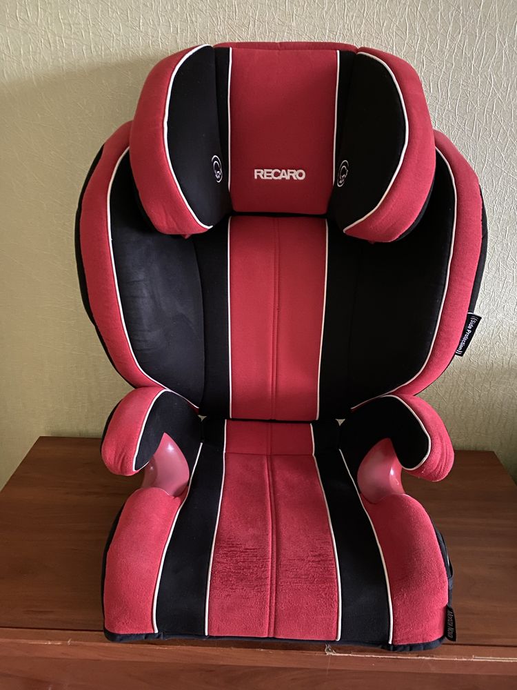 Автокресло Recaro Monza Nova 2 Isofix 3-12 лет группа 2/3