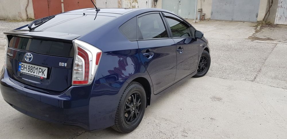 Тоyota Prius 30 2015 гибрид
