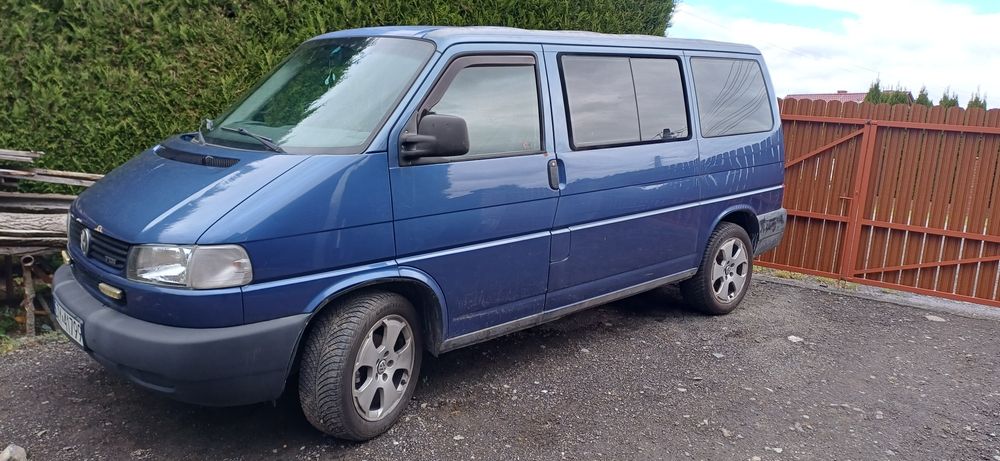 Vw t4 2,5tdi 9os