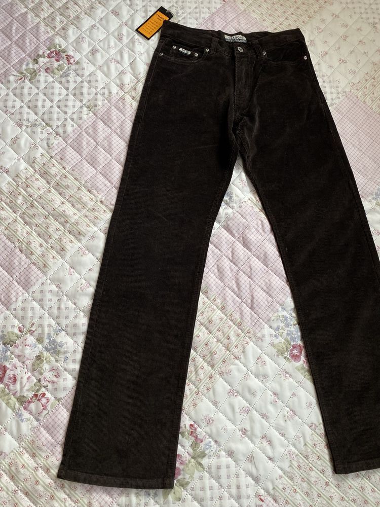 Czarne sztruksowe szerokie spodnie S 36 M 38 nowe st leon vintage