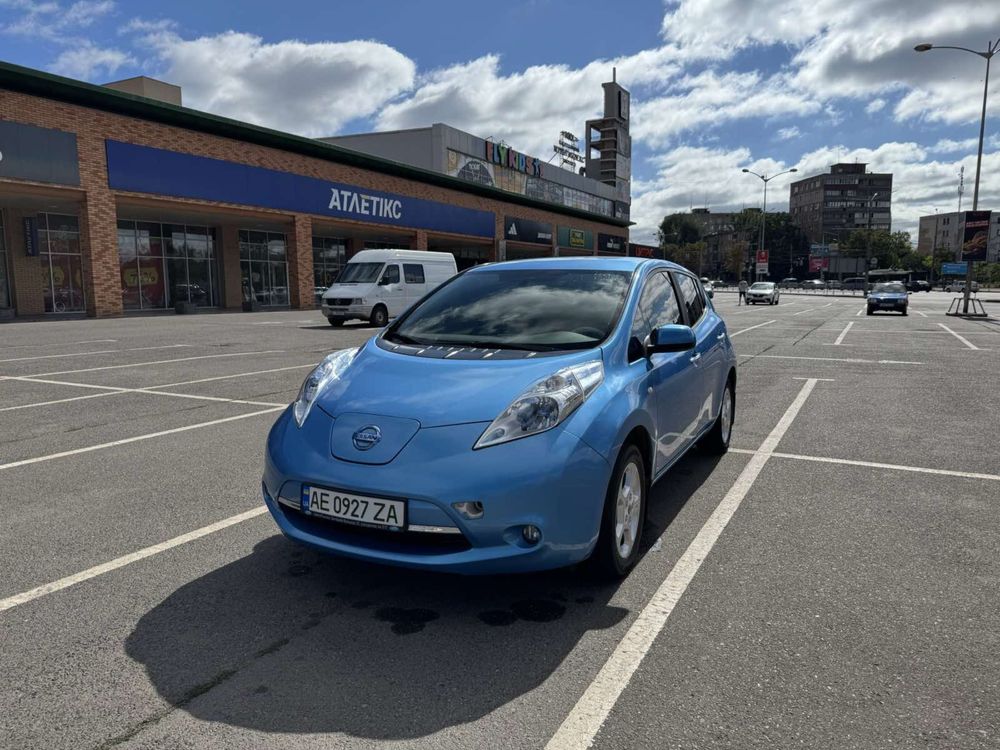 Nissan Leaf в доброму стані