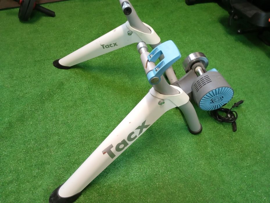 Rolo tacx flow interativo